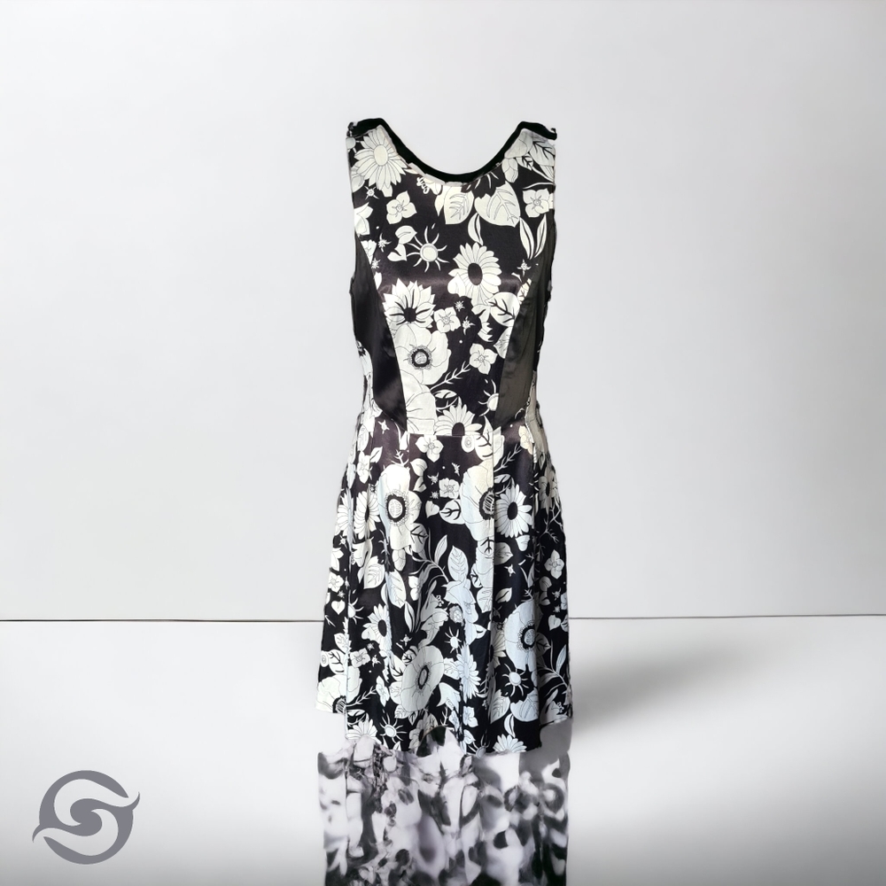 Veronika Maine 8 Black White Floral Fit & Flare Dress - Picture 10 of 10